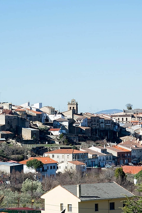Miradores, cascadas y pueblos