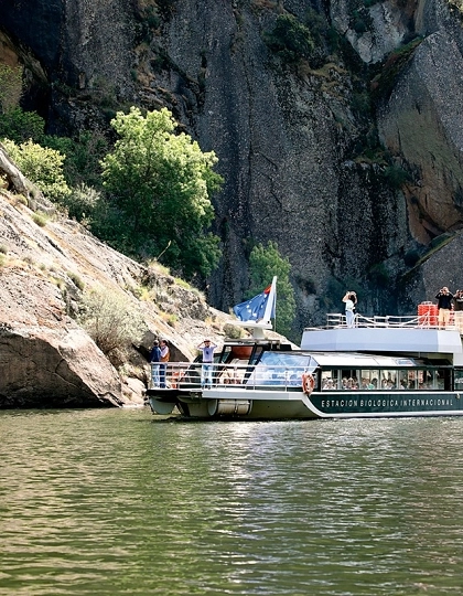 Boat trip through the Arribes del Duero Boat trip through the Arribes del Duero