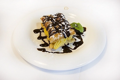 Puff Pastry Filled with Cream