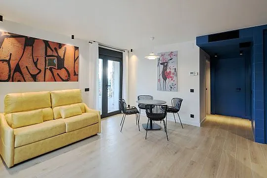 Sala de estar de los Apartamentos Doña Urraca Sala de estar de los Apartamentos Doña Urraca